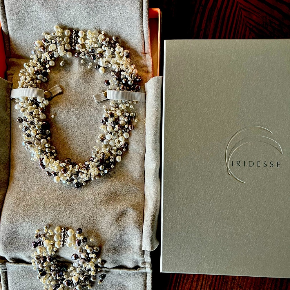 Tiffany&Co. Iridesse Pearl necklace and bracelet